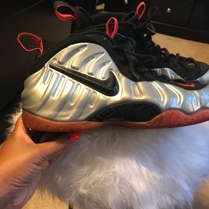 Nike Foamposite Pro “crimson”